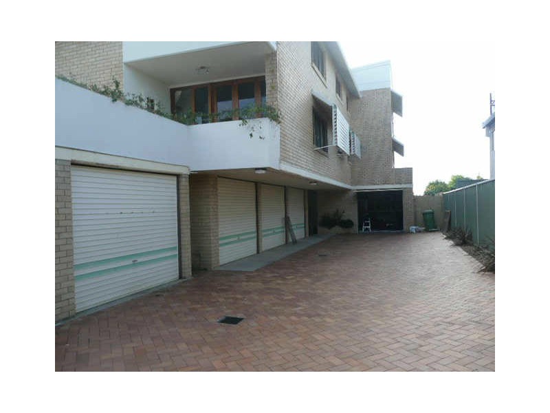 2/72 Tantula Road West, Alexandra Headland QLD 4572
