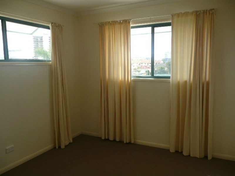 3/14 Wright St, Maroochydore QLD 4558