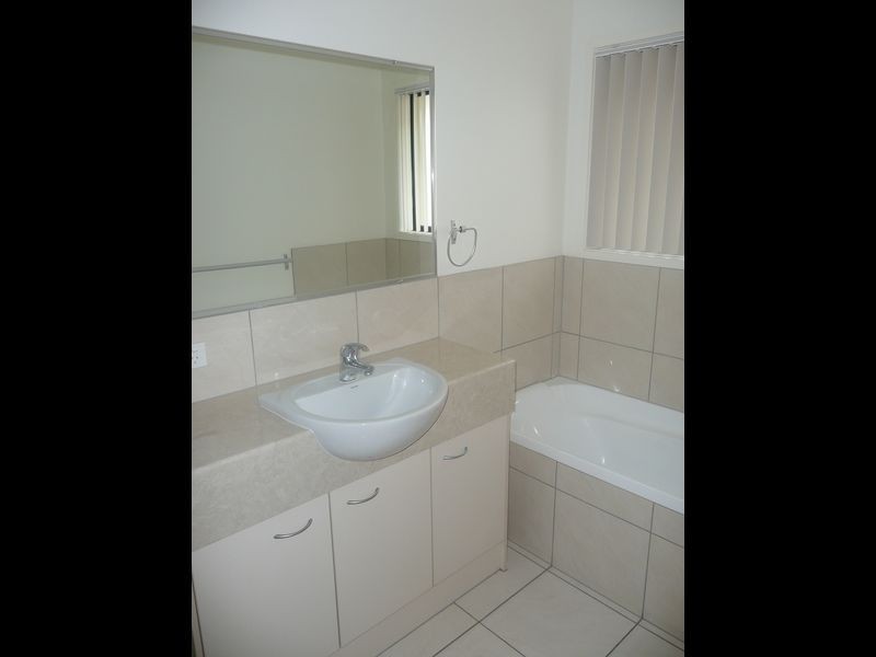 1/1 Rosslare Ct, Kuluin QLD 4558