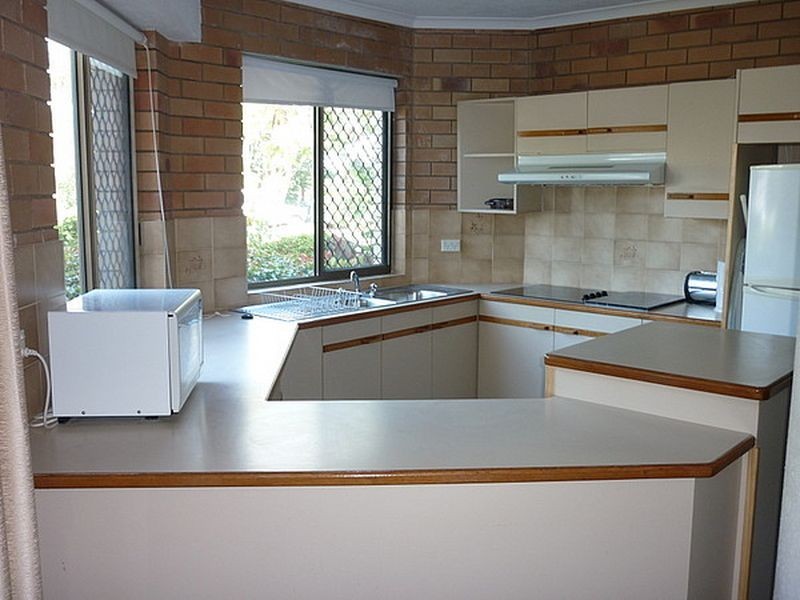 1/77 Bradman Avenue, Maroochydore QLD 4558