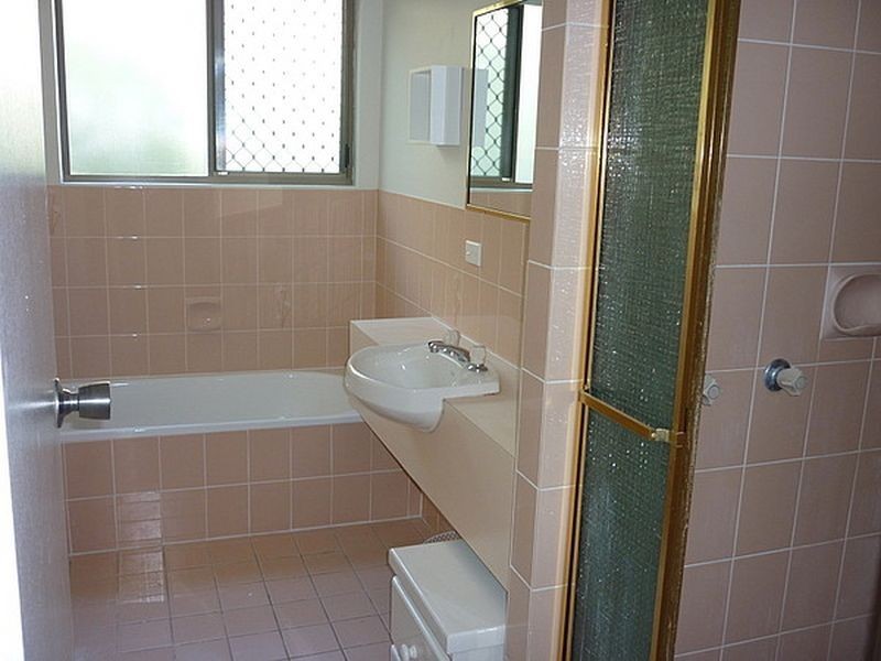 1/77 Bradman Avenue, Maroochydore QLD 4558