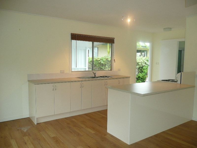 51 Yorlambu Pde, Maroochydore QLD 4558