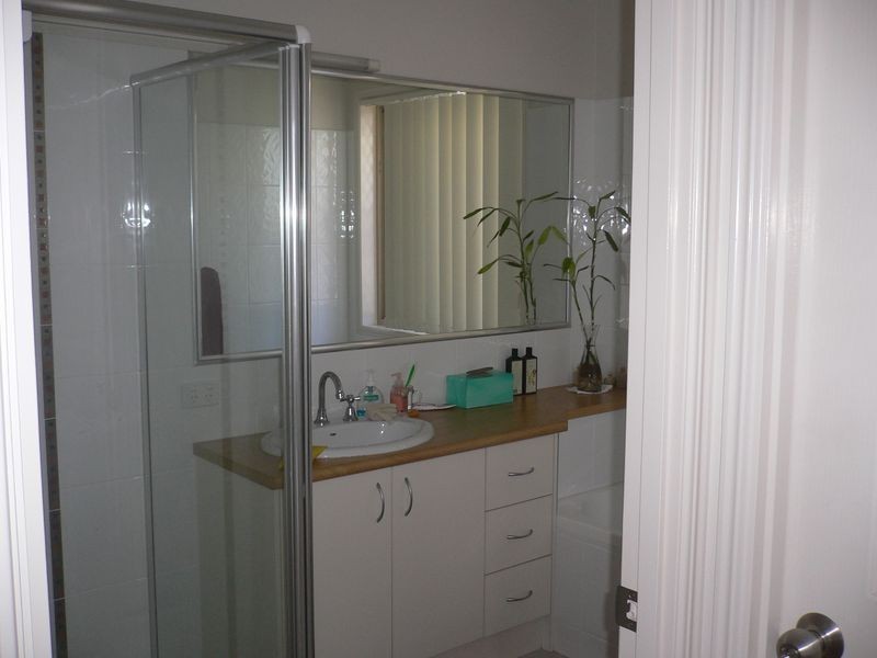 2 Kamala Place, Meridan Plains QLD 4551