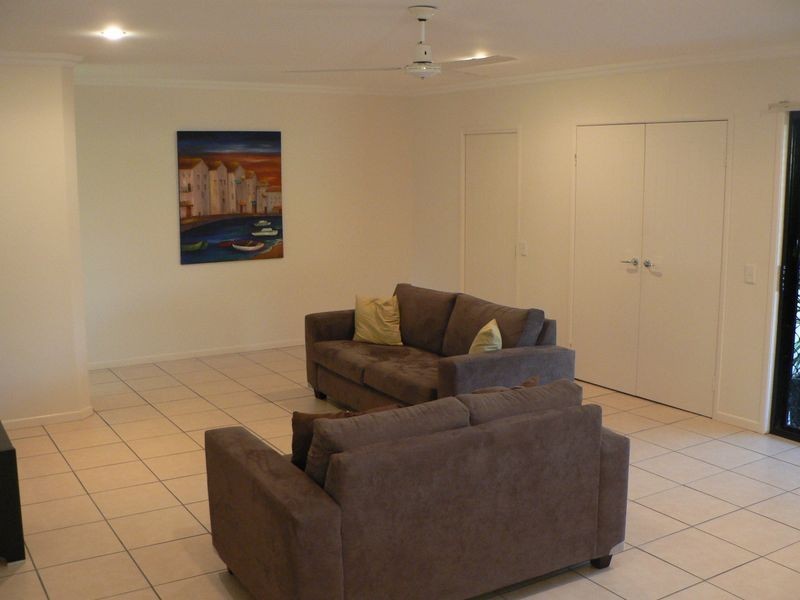 5 Baltimore Pl, Kuluin QLD 4558