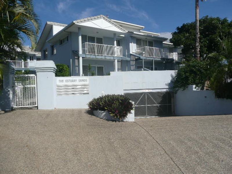 12/46 Memorial Ave, Maroochydore QLD 4558