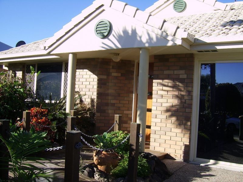 9 Avondale Place, Little Mountain QLD 4551
