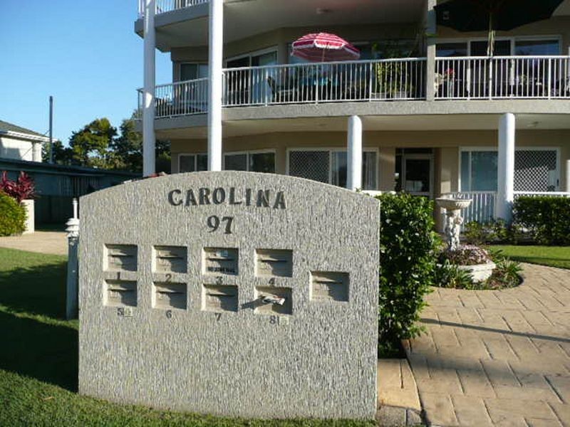 2/97 Bradman Avenue, Maroochydore QLD 4558