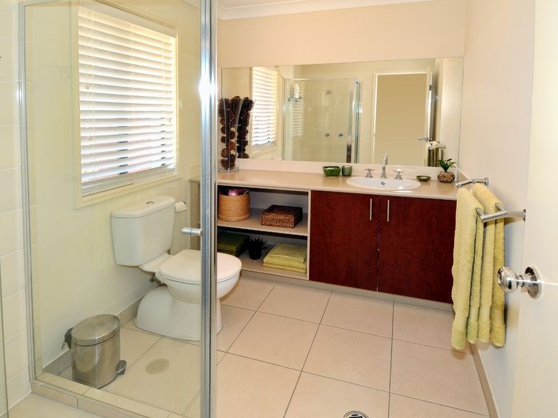 11 Chestwood Crescent, Sippy Downs QLD 4556