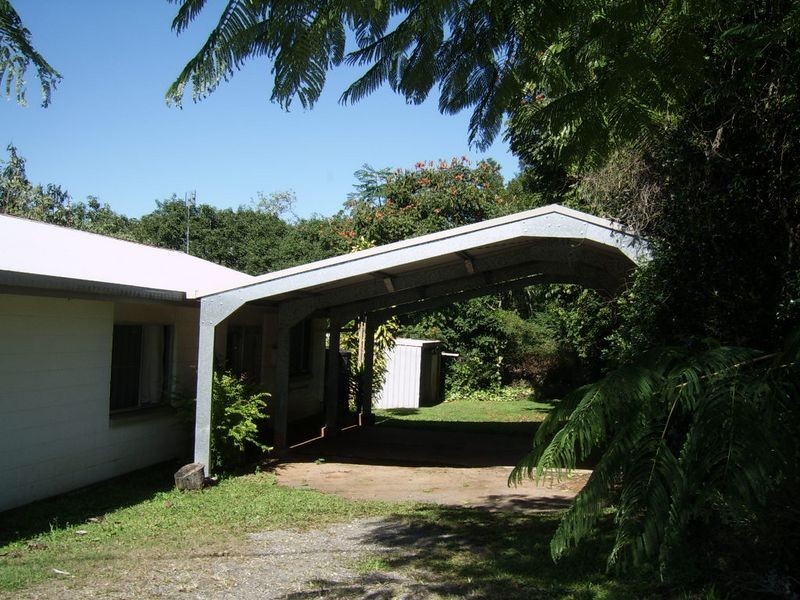 6 Sandalwood Lane, Forest Glen QLD 4556