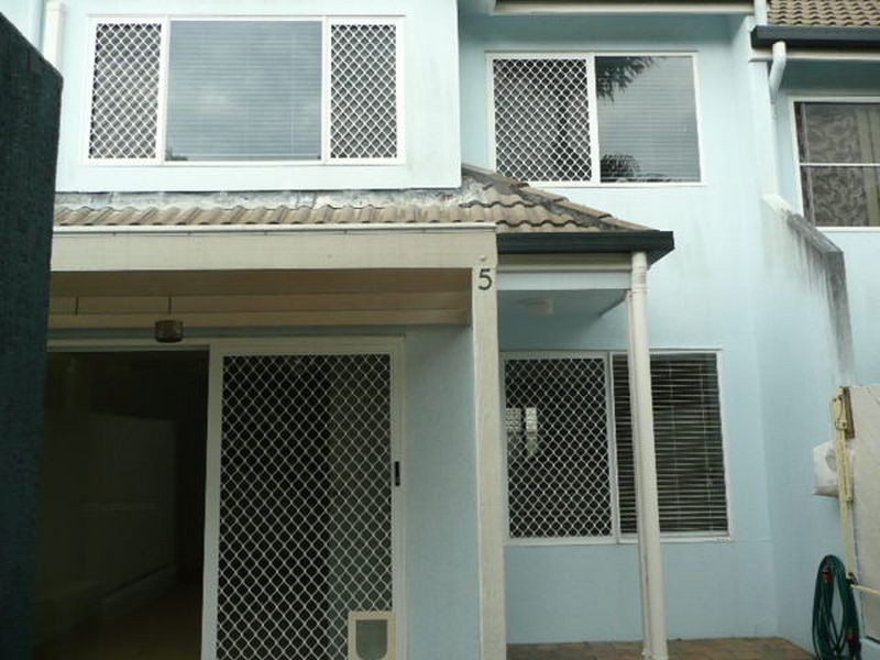 5/5 Arwen St, Maroochydore QLD 4558