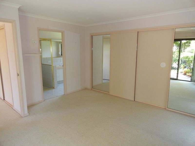 4 Dotterell Dr, Bli Bli QLD 4560