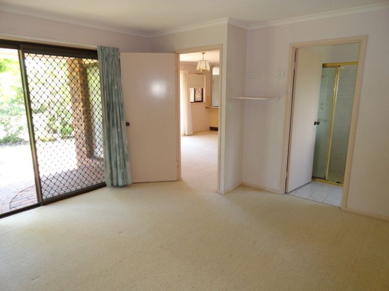 4 Dotterell Dr, Bli Bli QLD 4560