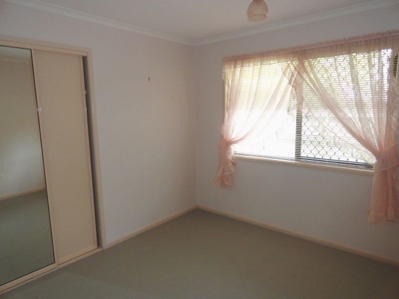 4 Dotterell Dr, Bli Bli QLD 4560