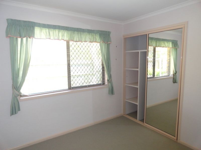 4 Dotterell Dr, Bli Bli QLD 4560