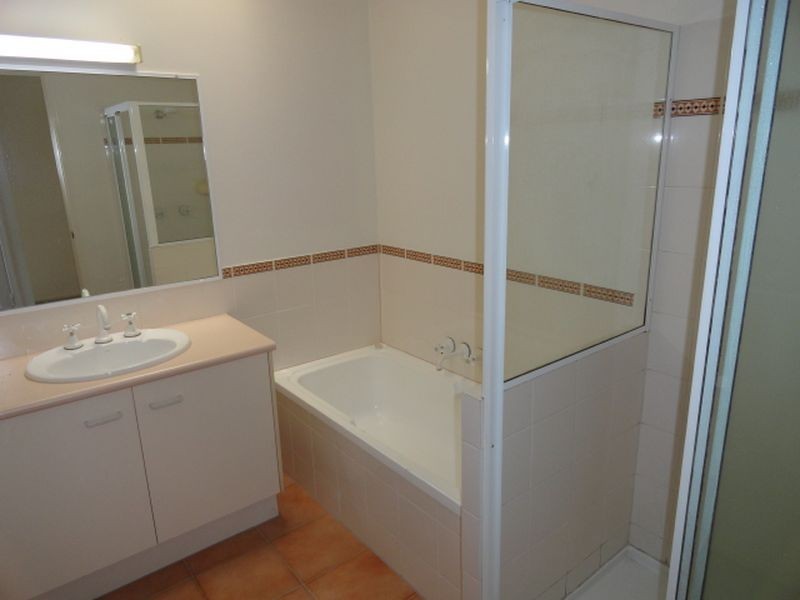 1/22 Radiata Dr, Maroochydore QLD 4558