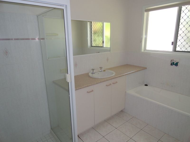 1/16 Maroochy Waters Dr, Maroochydore QLD 4558