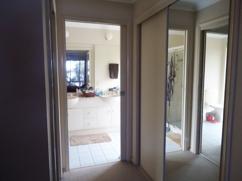 93 Albany St, Sippy Downs QLD 4556