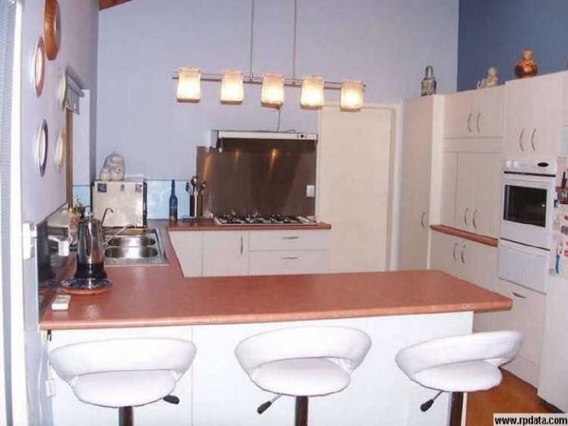 4 Macarthur Dr, Maroochydore QLD 4558