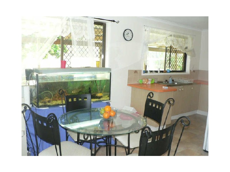 4 Ku-Ring-Gai Court, Kuluin QLD 4558