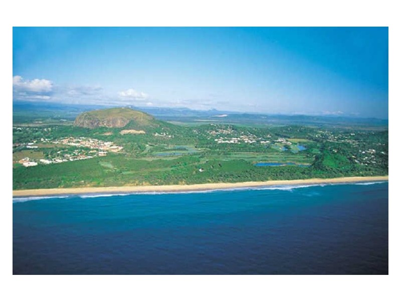 42/179 Ocean Dr, Twin Waters QLD 4564