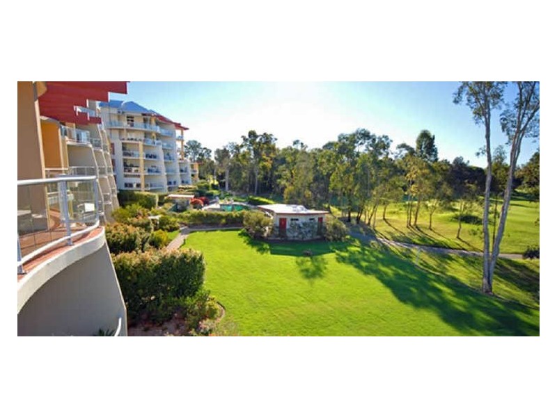 42/179 Ocean Dr, Twin Waters QLD 4564