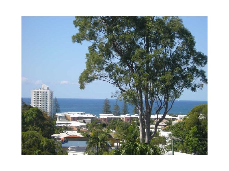 7 Yakola Parade, Alexandra Headland QLD 4572