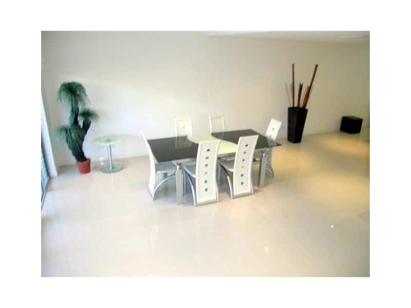 3/8 Leo Cres, Alexandra Headland QLD 4572