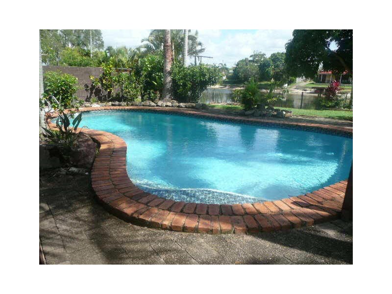44 Schirrmann Dr, Maroochydore QLD 4558