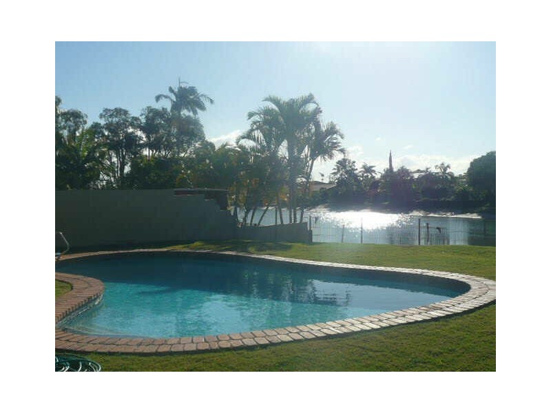 44 Schirrmann Dr, Maroochydore QLD 4558