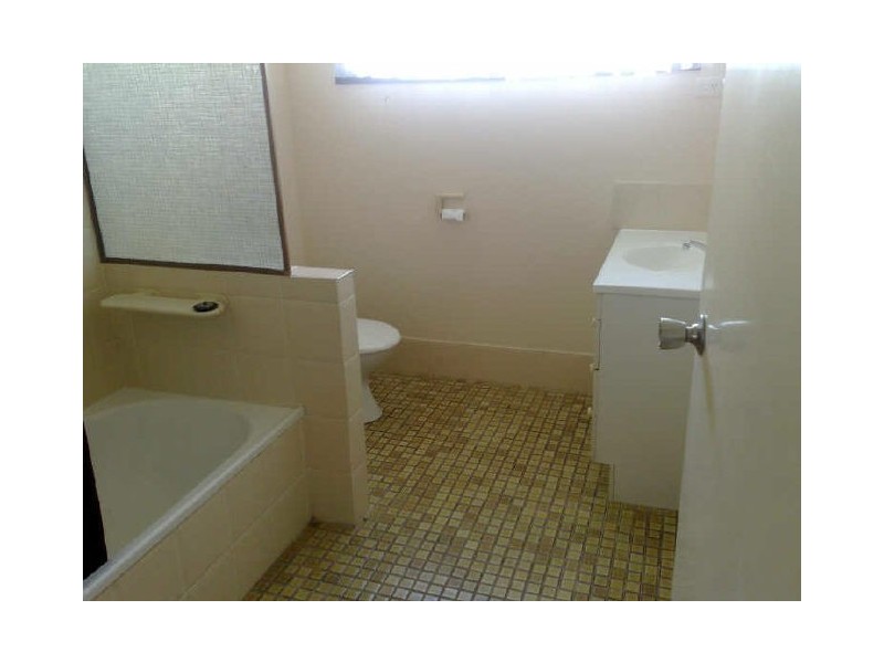 2/4 Barwon St, Currimundi QLD 4551