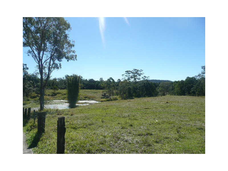 44 Diamond Valley Rd, Mooloolah Valley QLD 4553