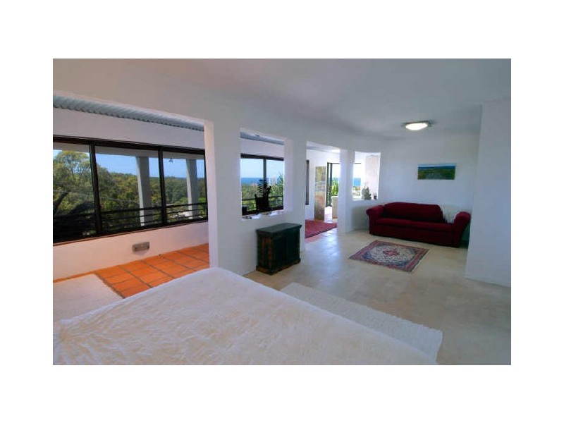 21 Yakola Pde, Alexandra Headland QLD 4572