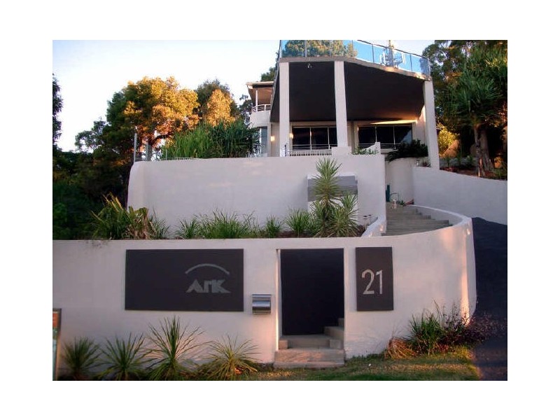 21 Yakola Pde, Alexandra Headland QLD 4572