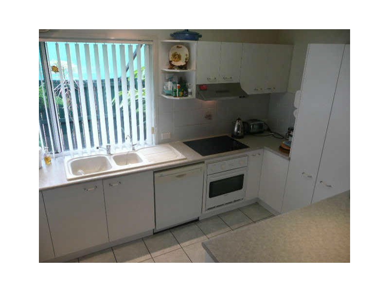 1/5 Elanda Ct, Kuluin QLD 4558