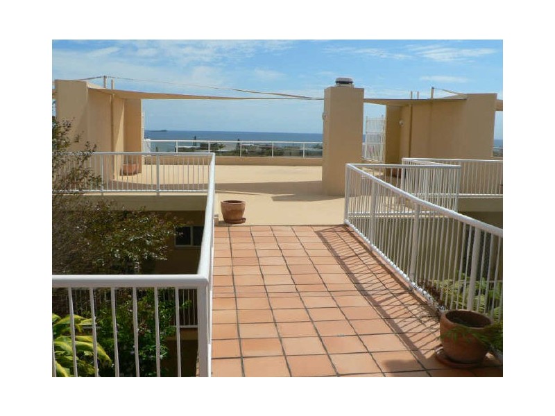 7/26 Buderim Ave, Alexandra Headland QLD 4572