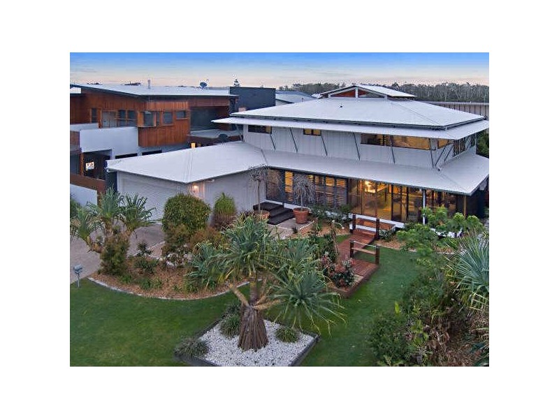4 Pavilion Ct, Mudjimba QLD 4564