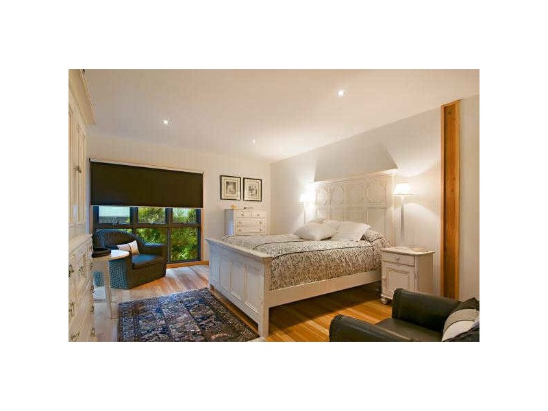4 Pavilion Ct, Mudjimba QLD 4564