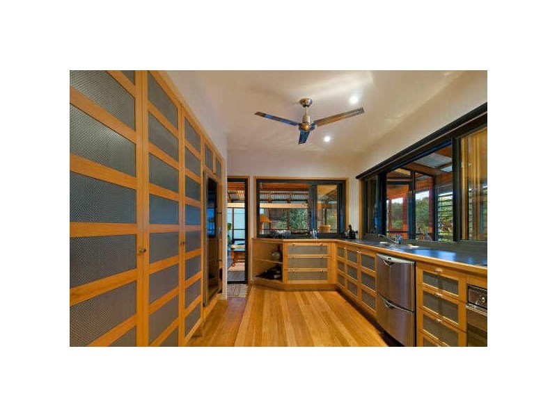 4 Pavilion Ct, Mudjimba QLD 4564