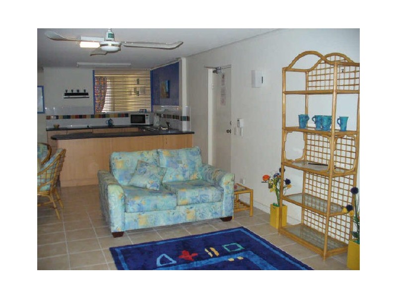 5/7 Juan St, Alexandra Headland QLD 4572