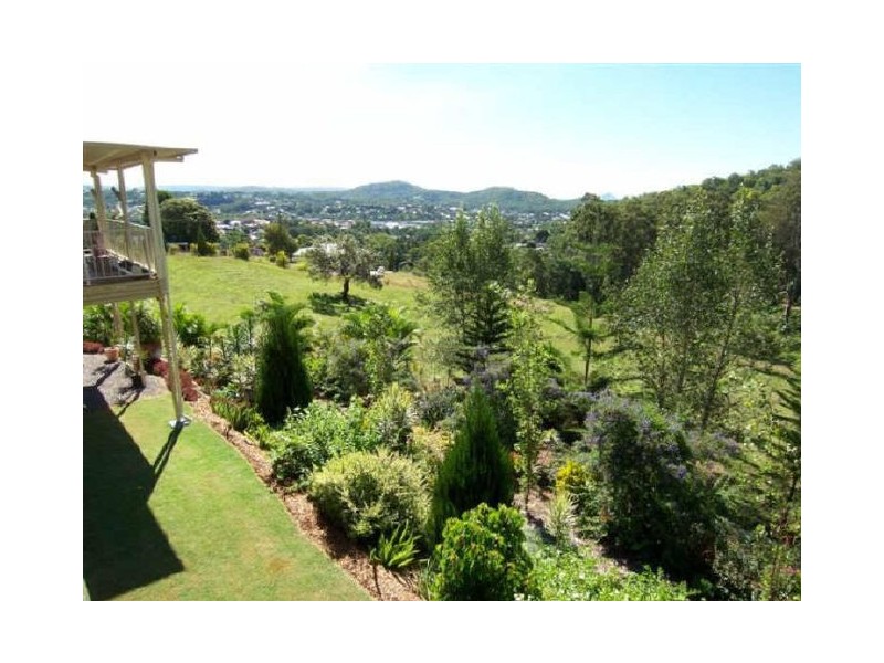 33 Panorama Drive, Rosemount QLD 4560