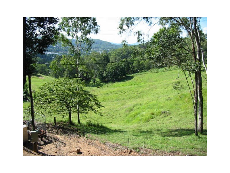 33 Panorama Drive, Rosemount QLD 4560