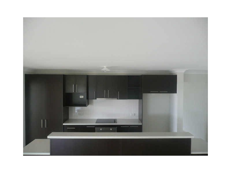 8 Presentation Boulevard, Nambour QLD 4560