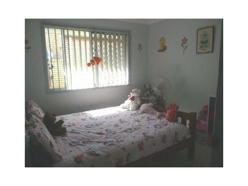 4 Parkville St, Sippy Downs QLD 4556