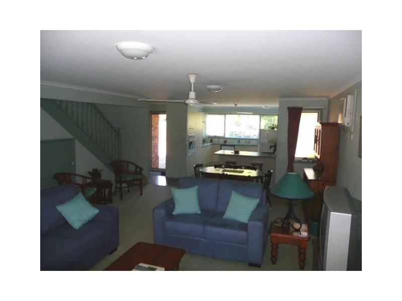 1/5 Hoop Court, Maroochydore QLD 4558