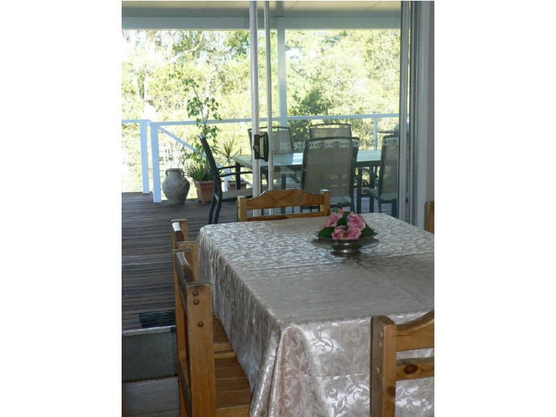 11 Orlando Cres, Kuluin QLD 4558