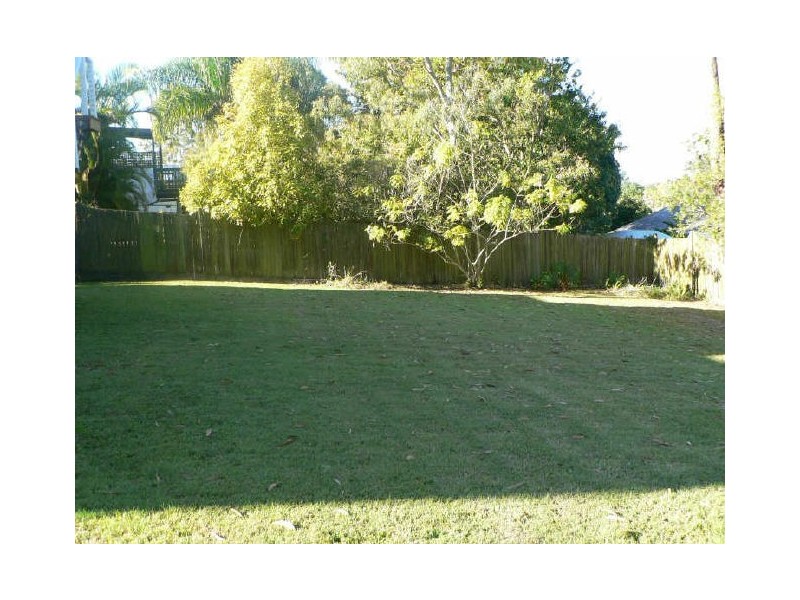 11 Orlando Cres, Kuluin QLD 4558