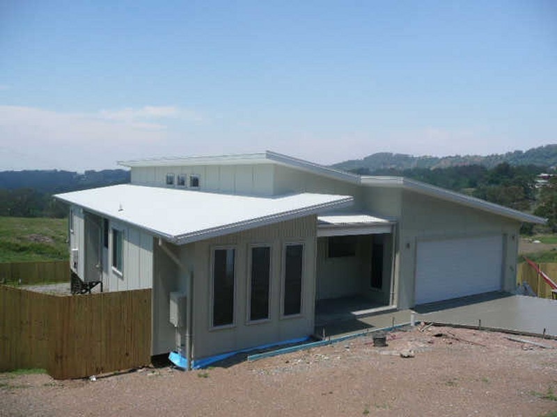 9 Henebery Road North, Nambour QLD 4560