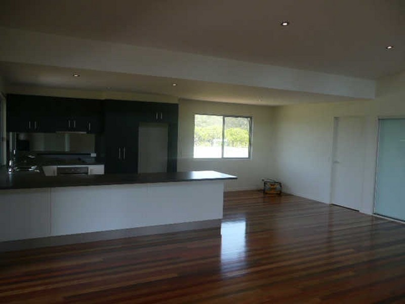 9 Henebery Road North, Nambour QLD 4560