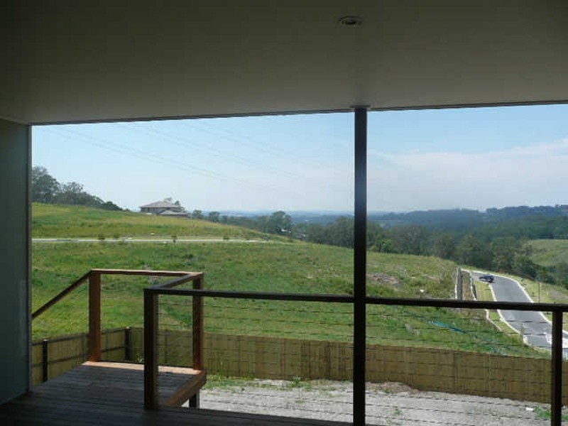 9 Henebery Road North, Nambour QLD 4560