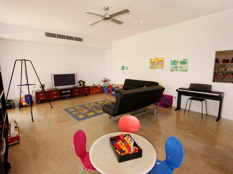 134 Ocean Vista Dr, Coolum Beach QLD 4573